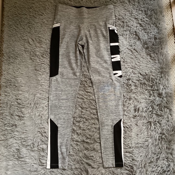 Victoria’s Secret Pink Ultimate Legging Size S Gray/Black/Shite - Picture 1 of 16